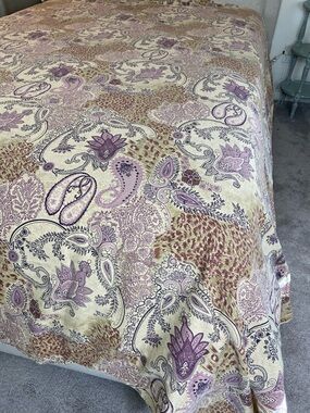 Purple Paisley Cotton Bedspread /Boho / eastern design plumb
